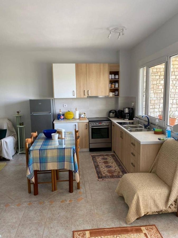 Polys Apartment And Paraskevi Studio With View Kayılar Dış mekan fotoğraf