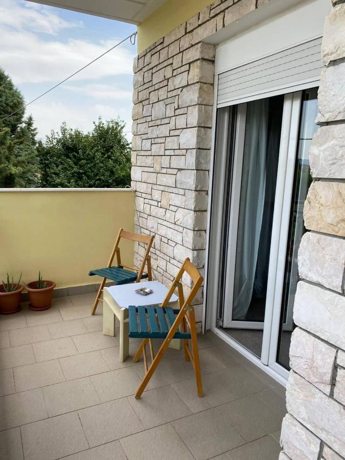 Polys Apartment And Paraskevi Studio With View Kayılar Dış mekan fotoğraf