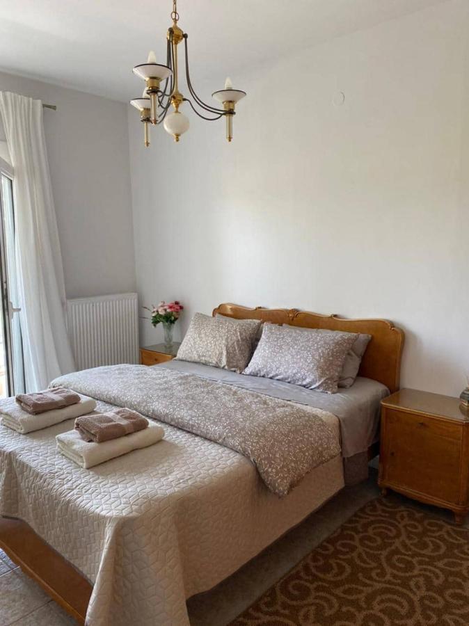 Polys Apartment And Paraskevi Studio With View Kayılar Dış mekan fotoğraf