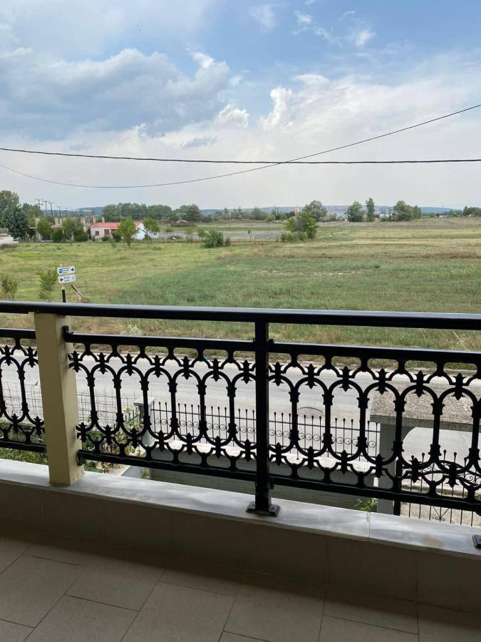 Polys Apartment And Paraskevi Studio With View Kayılar Dış mekan fotoğraf